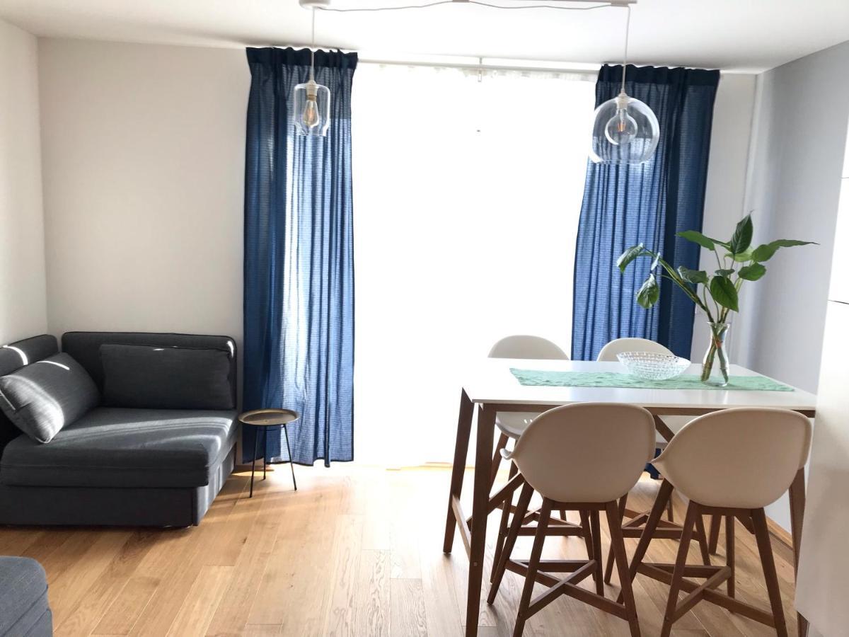 Apartment Yellow Flower With Pool - 5 Min To *